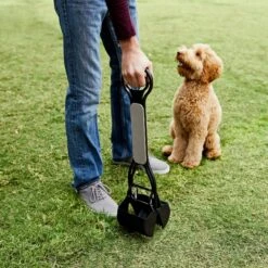 Frisco Spring Action Scooper -Pet Dog Shop 227478 PT2. AC SS1800 V1639615016