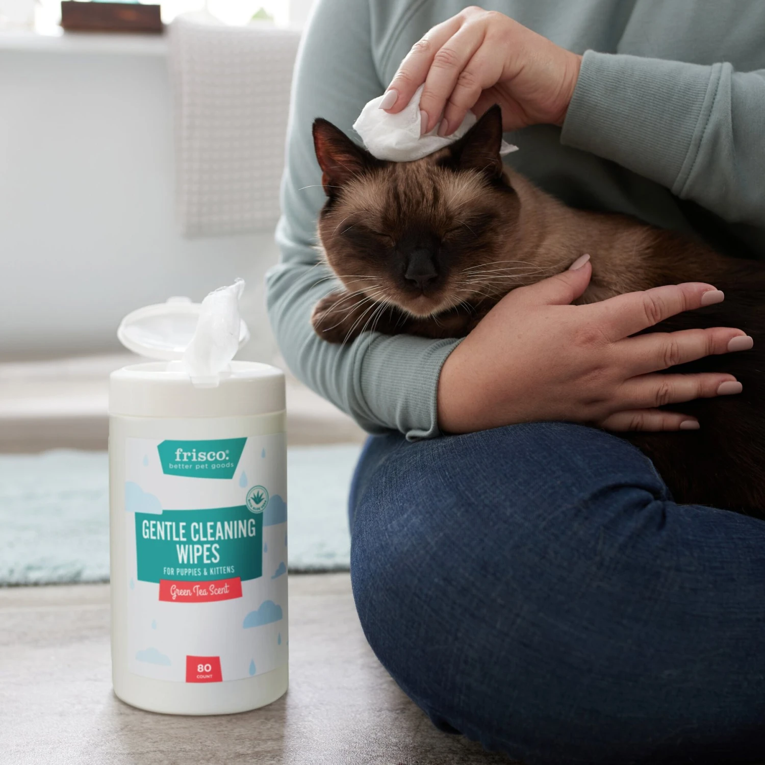 Frisco Gentle Cleaning Waterless Grooming Wipes For Puppies & Kittens, Green Tea Scent 6 Frisco Gentle Cleaning Waterless Grooming Wipes For Puppies & Kittens, Green Tea Scent - Image 6