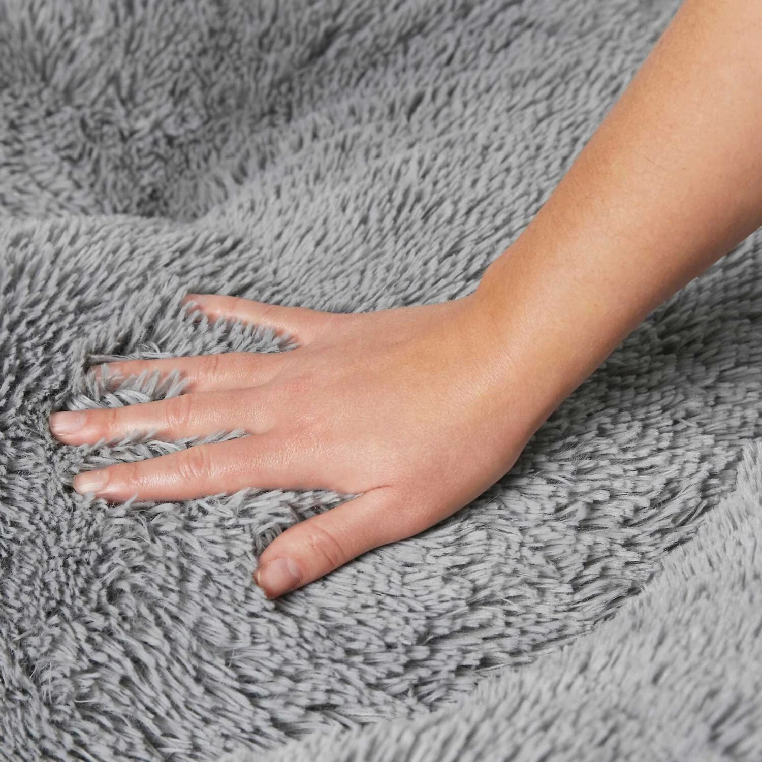 Frisco Eyelash Cat & Dog Bolster Bed & Frisco Eyelash Cat & Dog Bolster Bed 8 Frisco Eyelash Cat & Dog Bolster Bed & Frisco Eyelash Cat & Dog Bolster Bed - Image 8