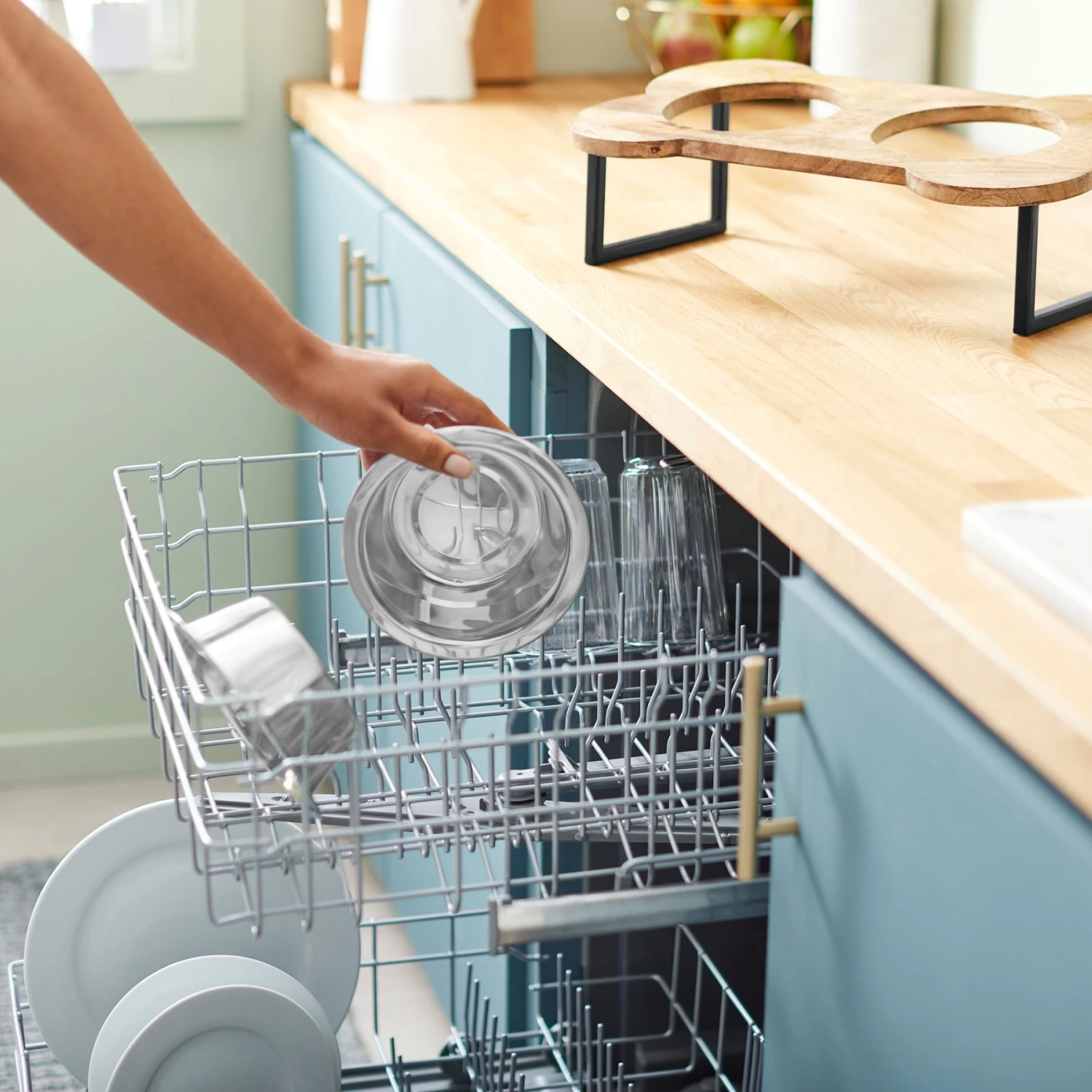 Frisco Premium Wood Elevated Bone Shape Stainless Steel Double Diner Dog & Cat Bowl, 3 Cup 6 Frisco Premium Wood Elevated Bone Shape Stainless Steel Double Diner Dog & Cat Bowl, 3 Cup - Image 6